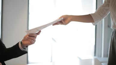 Pourquoi le DIP, Document d’Information Précontractuel, devrait-il être obligatoire partout en Afrique comme en Tunisie ?
